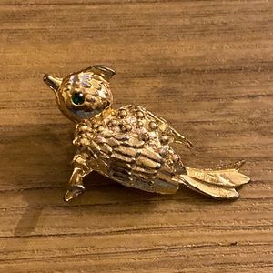 Bird brooch pin